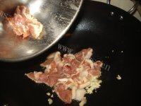 「家有大厨」花菜炒肉片做法图解13)