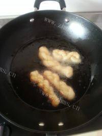 自制香酥麻花做法图解9)