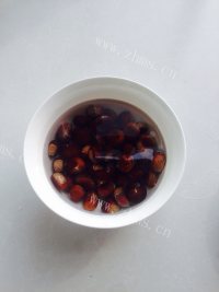 好吃的糖炒橘味栗子做法图解3)