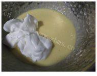 果酱蛋糕卷自制做法图解15)