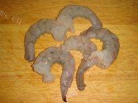 家常菜虾仁烧豆腐做法图解1)