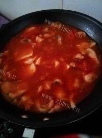 美味的番茄鱼片汤