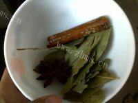 外婆教我做五香毛豆做法图解3)