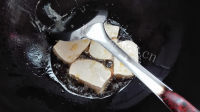 家常菜虾仁炒豆腐做法图解7)