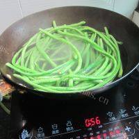 自制干豆角做法图解3)
