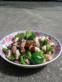 美味的青椒炒八爪鱼做法图解8)