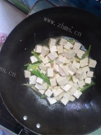 家常菜青椒豆腐做法图解6)