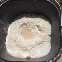 香飘十里的淡奶油小餐包做法图解2)