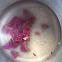香甜的阿胶枣紫薯粥的做法图解四