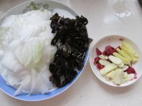 色香味浓的酸辣白菜做法图解4)