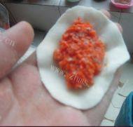 自己做的胡萝卜猪肉水饺做法图解9)