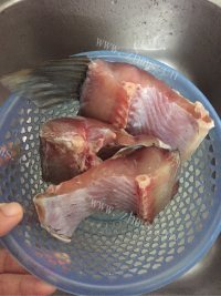 家常菜酸甜鱼做法图解1)