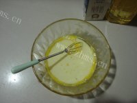 美味洋葱火腿咸马芬做法图解8)