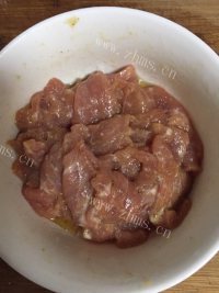 美味的牙签肉做法图解2)