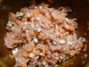 美味的香菇猪肉柳叶包做法图解1)