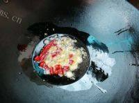 肉末韭菜炒粉条做法图解5)