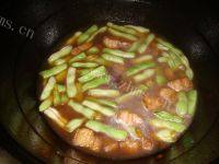 家常菜红烧肉炖芸豆做法图解8)
