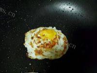 营养美食之煎鸡蛋的做法图解五