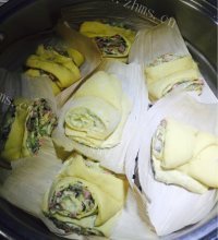 自制葱香花卷做法图解11)