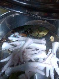 特色美食-泡椒凤爪做法图解3)