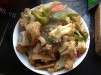 喷香的素炒菜花