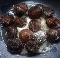 家常菜酿冬菇做法图解5)