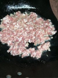 香爽的土豆大肉水饺做法图解7)