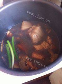 家常菜梅菜烧肉做法图解10)