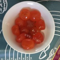 自制蛋黄莲蓉月饼做法图解1)