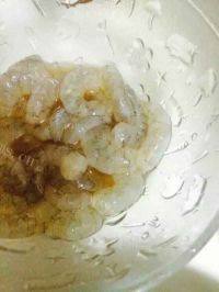 美味的虾仁芦笋火腿意面做法图解1)
