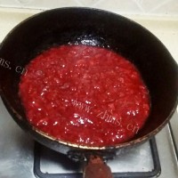 玉盘珍馐的草莓酱