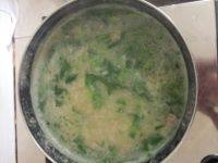 滋补菠菜猪肝粥