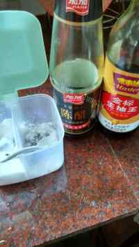 美味的凉拌青瓜做法图解2)