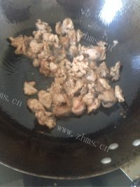 唇齿留香的土豆炒肉做法图解4)