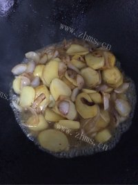 家常菜洋葱土豆做法图解6)