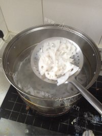 咸甜适中的凉拌藕片做法图解4)