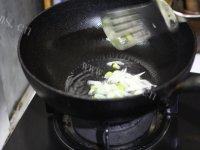 「DIY美食」炒年糕做法图解9)