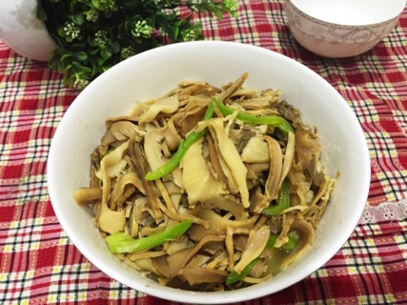 好吃的笋干炒肉