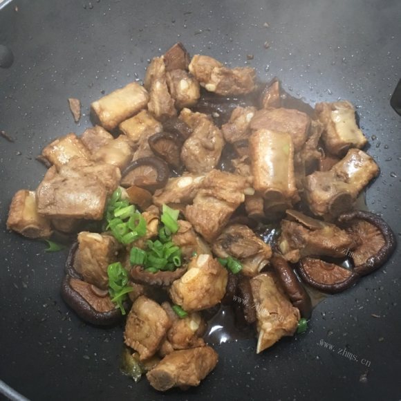 香菇排骨