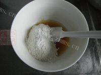 自制广式椰蓉月饼做法图解3)