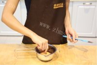 烤箱版巧克力甜甜圈做法图解13)