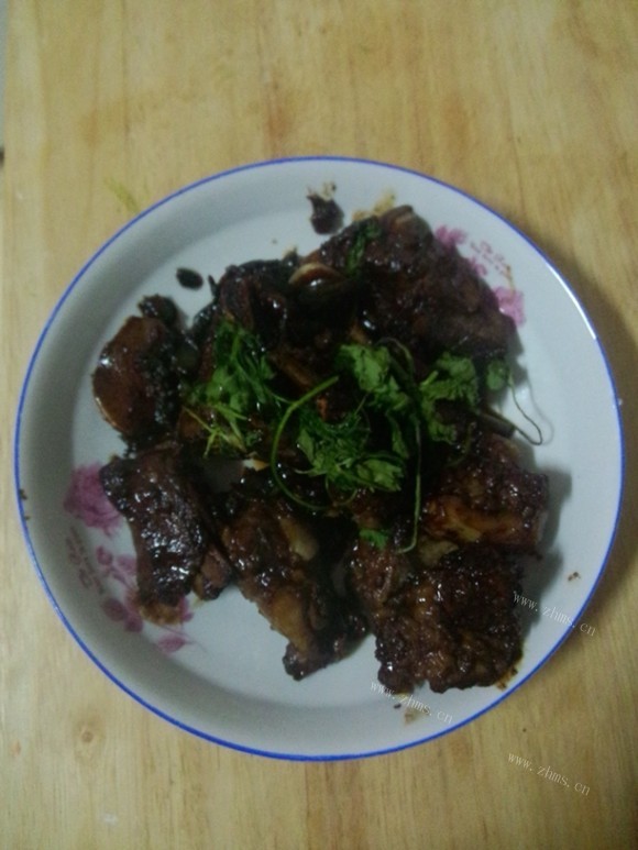 色香味浓的红烧排骨