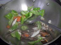 素炒豆腐泡做法图解4)