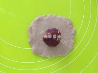 常见的桂花紫薯苏式月饼做法图解9)