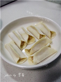 美味的白菜猪肉锅贴做法图解6)