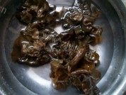 红烧腐竹做法图解1)