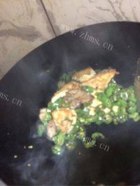 家常菜青椒炒豆腐做法图解10)