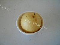美味的银耳雪梨红枣羹做法图解4)