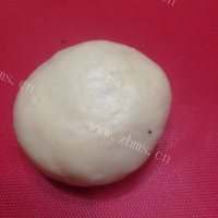 自制豆沙卷面包做法图解12)