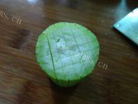 质嫩的蒜蓉蒸丝瓜做法图解2)